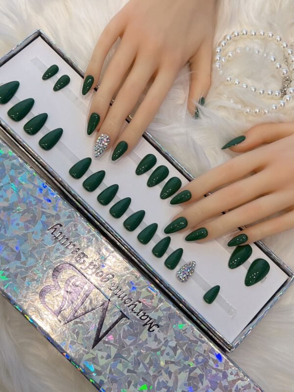 Dark Green & Glitters