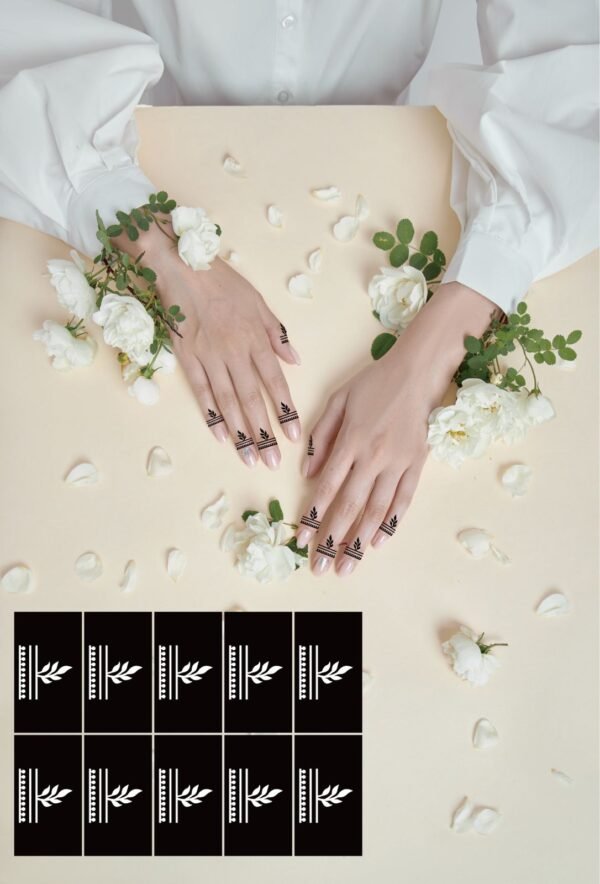 Finger stencils With Black henna cone