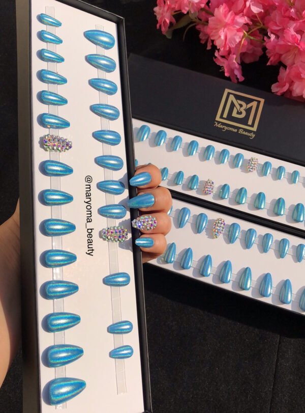 Chrome & Holographic Tufts Blue