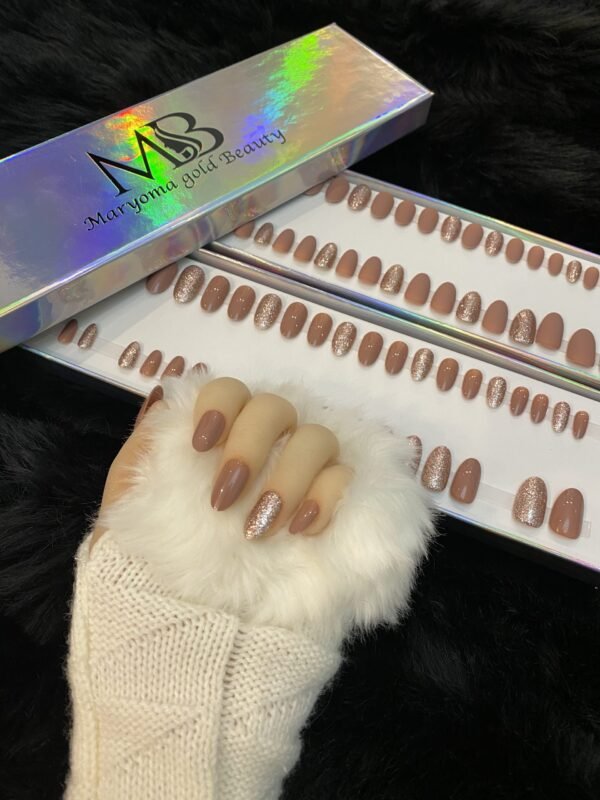 Brownish & Glitters
