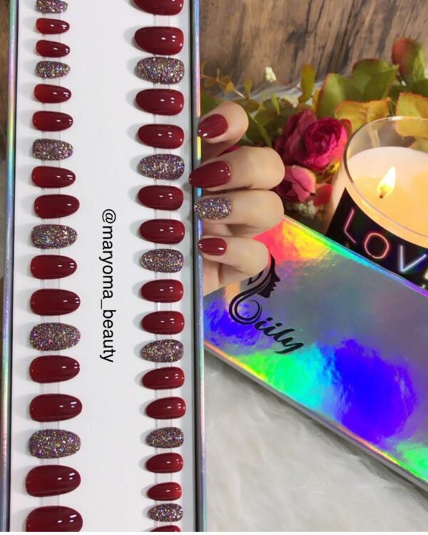 Maroon Oak With Glitters