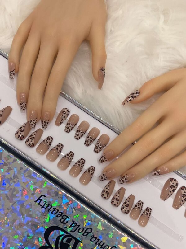French tiger medium nude base