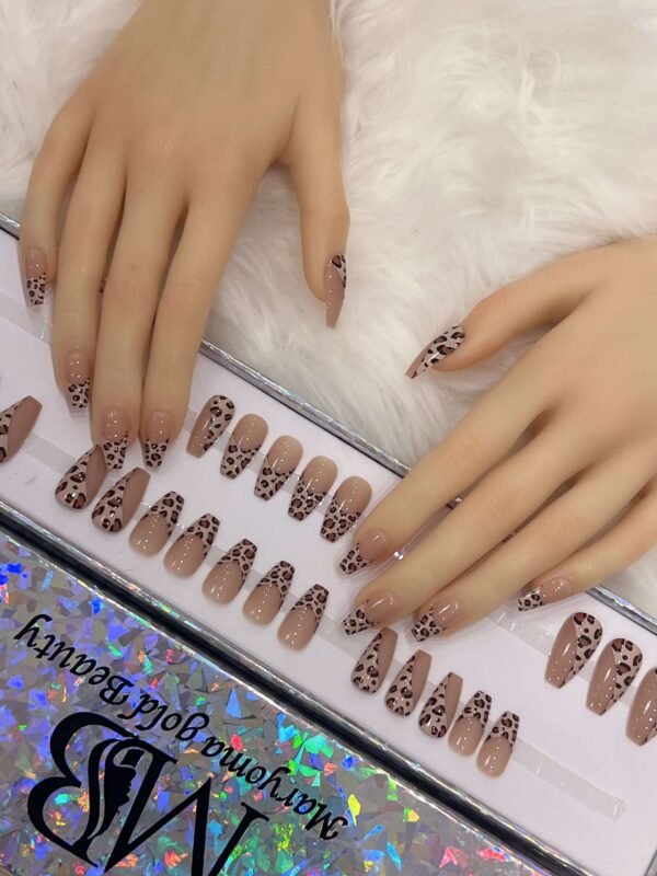 French tiger medium nude base