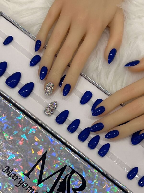 dark blue sharp with crystal