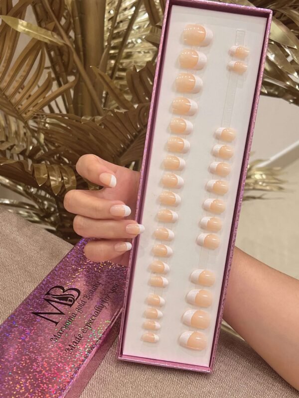 oval French