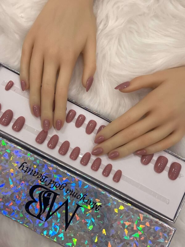 oval pink nude