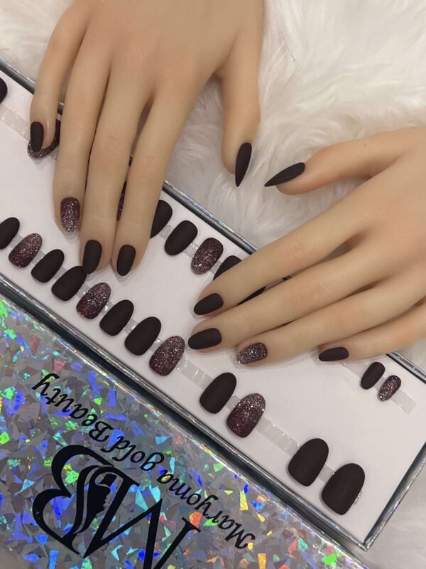 chocolate oval with ombre glitter