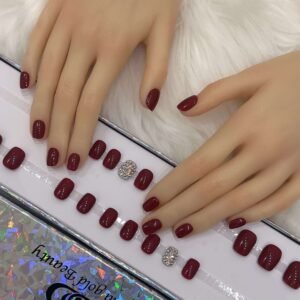 maroon short square