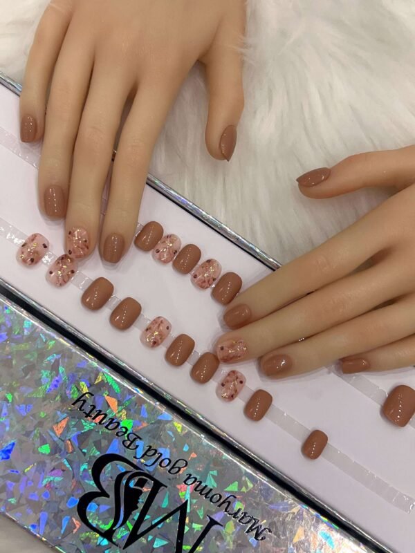 nude with Marble