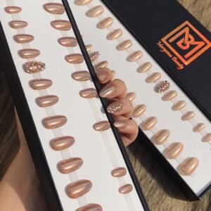 Chrome & Holographic Light Taupe